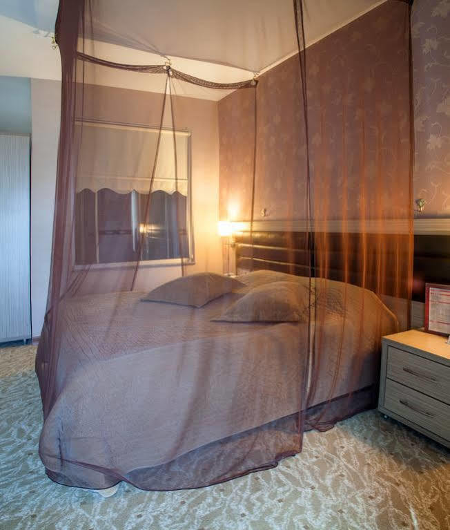 Es Albatros Hotel Eskişehir Ngoại thất bức ảnh