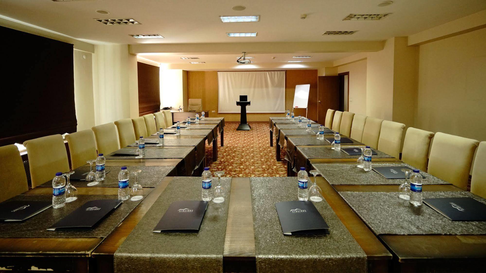 Es Albatros Hotel Eskişehir Ngoại thất bức ảnh